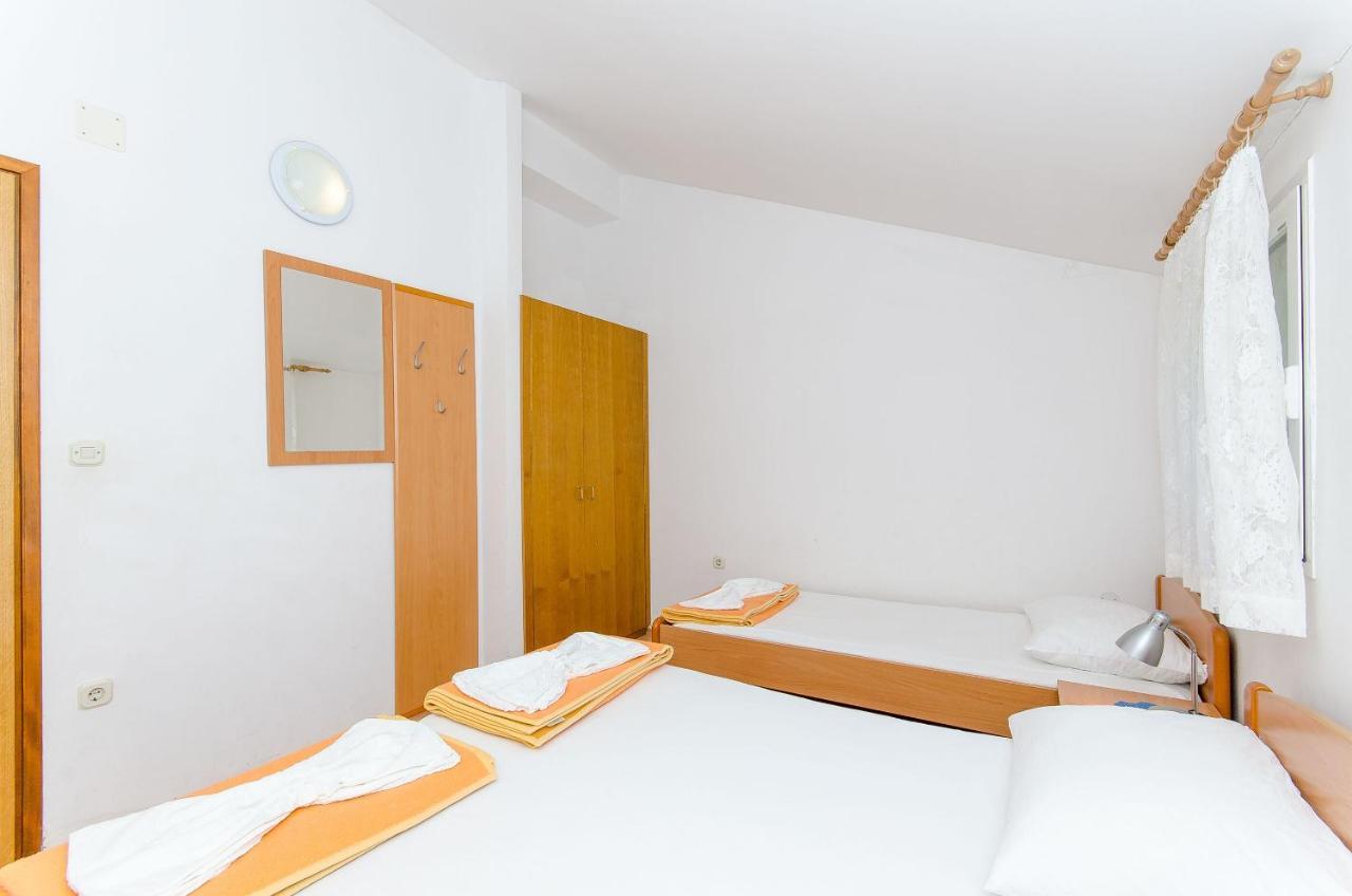 Apartments Zoran Drvenik  Exterior photo